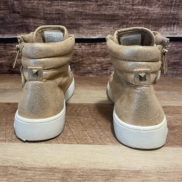 Michael Kors Shoes (kids) - Picture 6 of 11